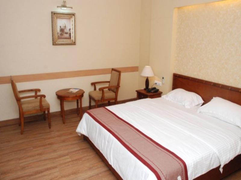 Indian Summer Hotels Pvt Ltd Ludhiana Eksteriør billede